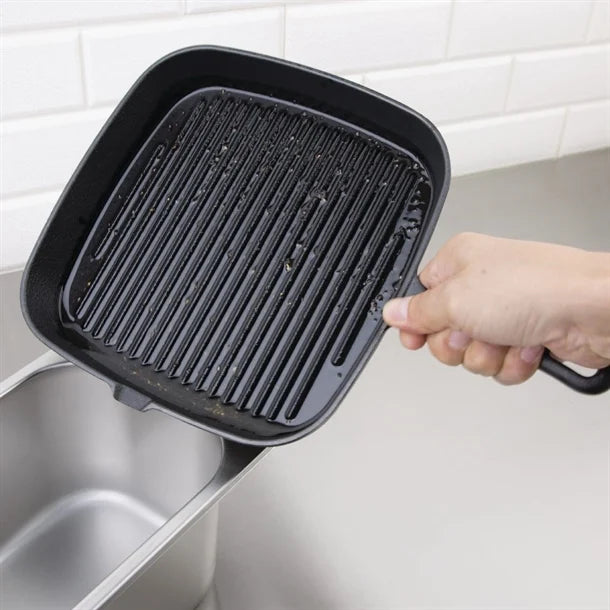 Square Cast Iron Ribbed Skillet Pan 24cm